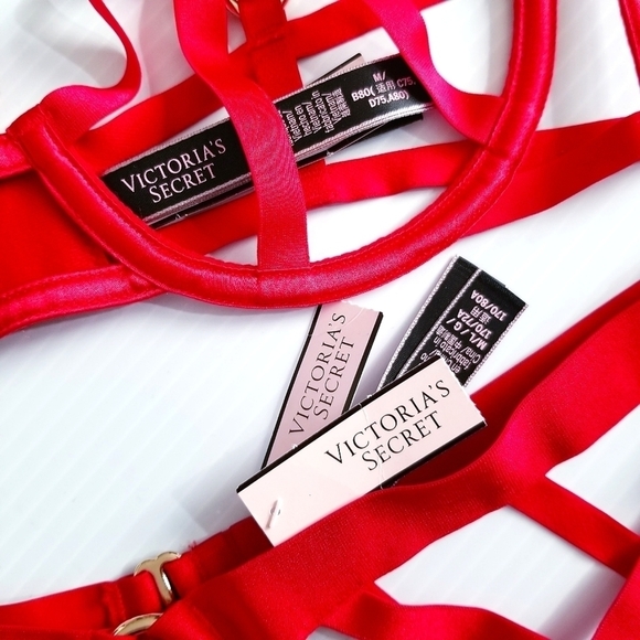 VICTORIA'S SECRET Red Very Sexy Strappy Harness Bra & Garther Belt 2 Pc Set - Picture 7 of 11